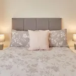 Host & - South Cliff Scarborough