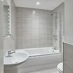 Host & - South Cliff Apartament Scarborough